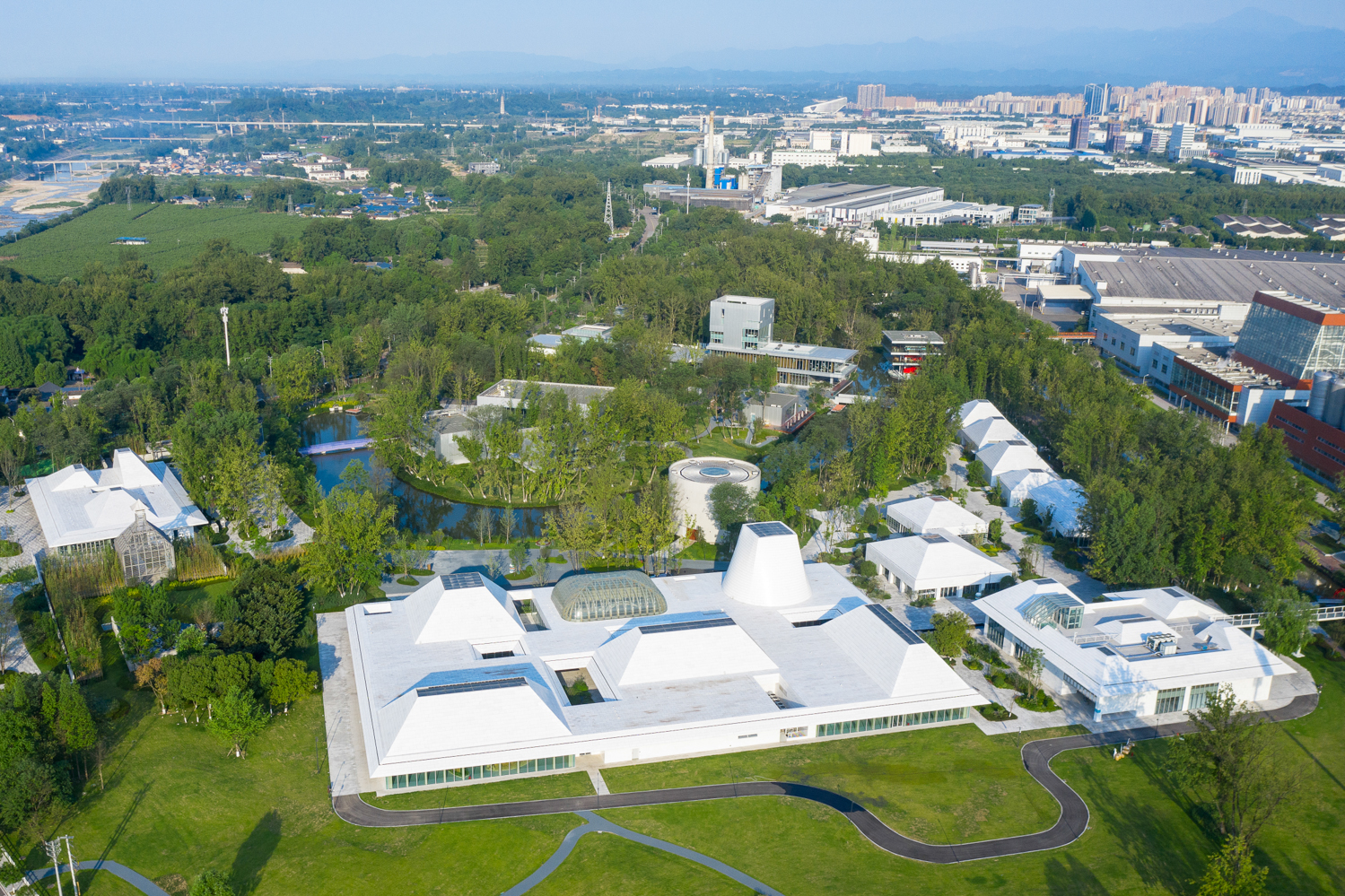 1752540337228308 1752540337228308